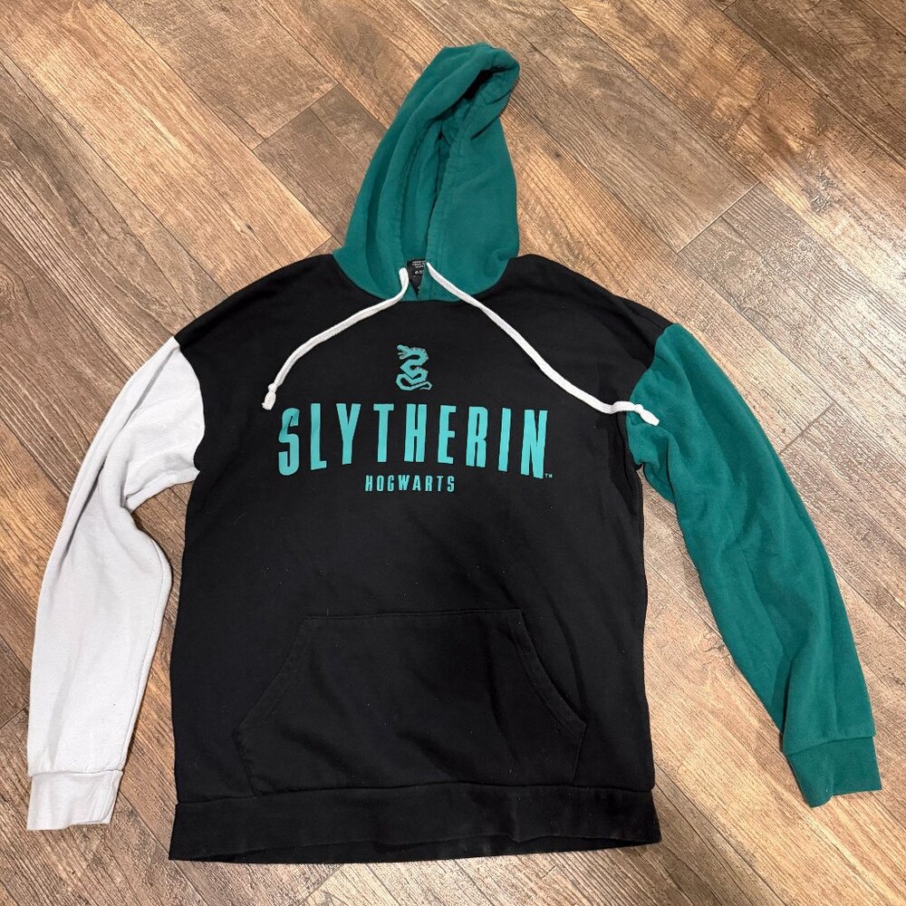 Official Wizarding World of Harry Potter SLYTHERIN Hoodie Universal Studios Sz M